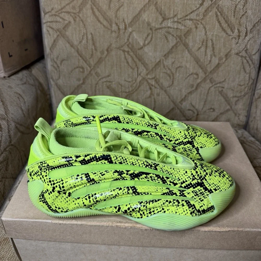 Adidas Harden Volume 9 Green Snakeskin JR8289 Men's Size 7 Basketball Sneakers